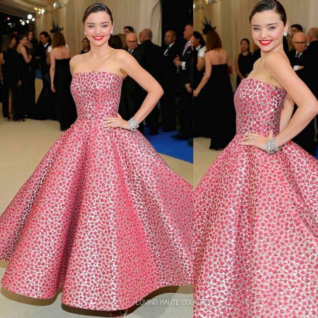 Sederet Gaun Mewah Artis Hollywood Di Acara Met Gala 2019 Sederet Gaun Mewah Artis Hollywood Di Acara Met Gala 2019