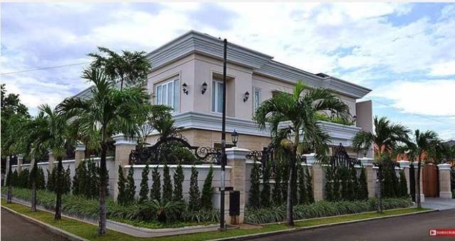 5 Artis Indonesia yang Sukses Miliki Rumah Paling Mewah 5 Artis Indonesia yang Sukses Miliki Rumah Paling Mewah